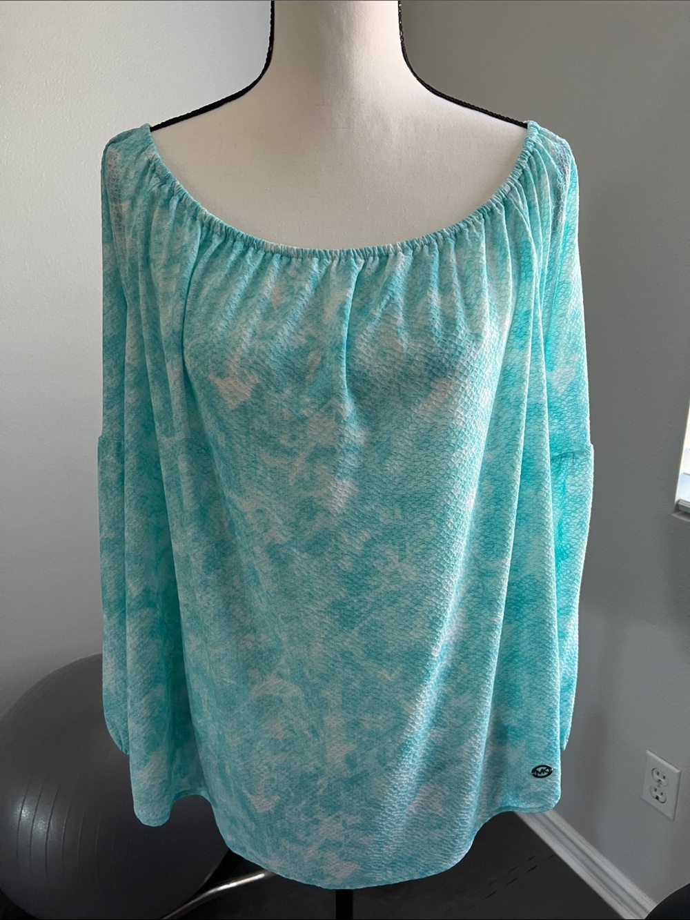 Women's Turquoise Off-Shoulder Tie-Dye Blouse